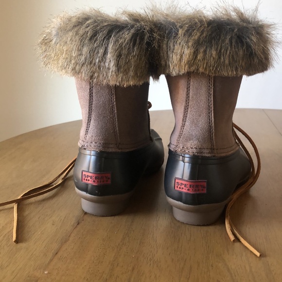 Sperry, saltwater rain boots with fur, size 7.5 womens, brown, never worn. - Picture 5 of 5
